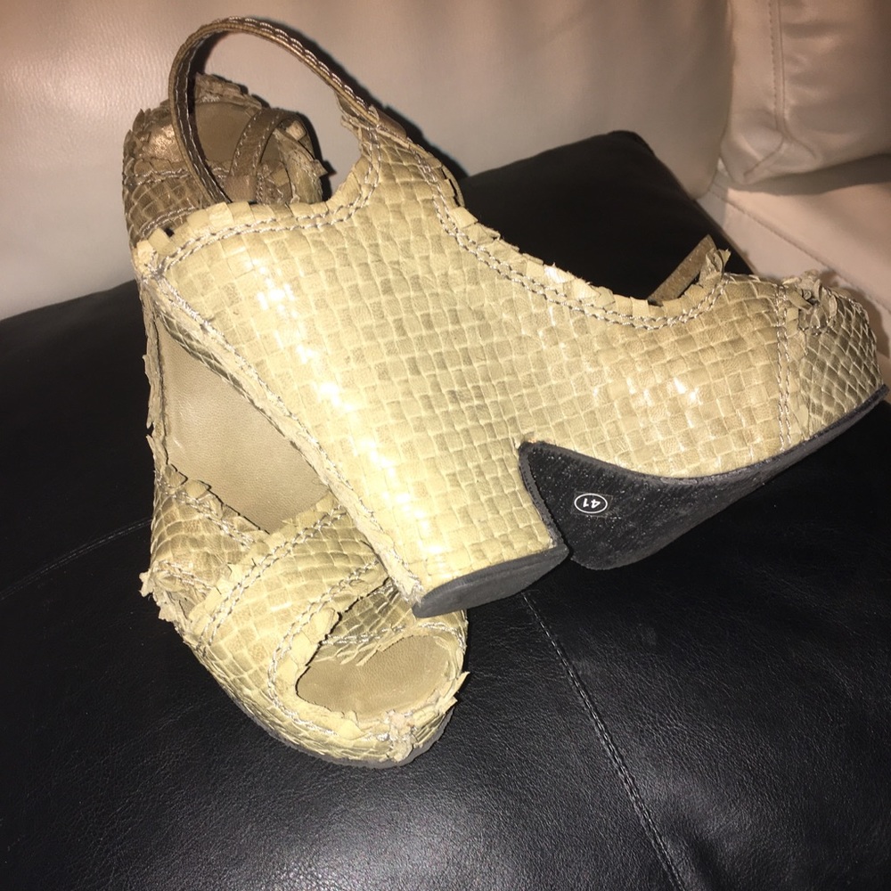 SALE! Sheridan Mia wedge/platform leather sandals